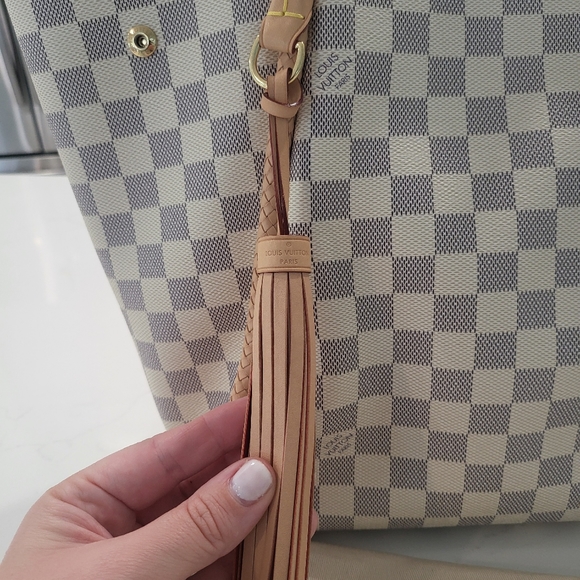 Louis Vuitton Propriano Damier Azur with Rose Ballerine Tote - Picture 16 of 17